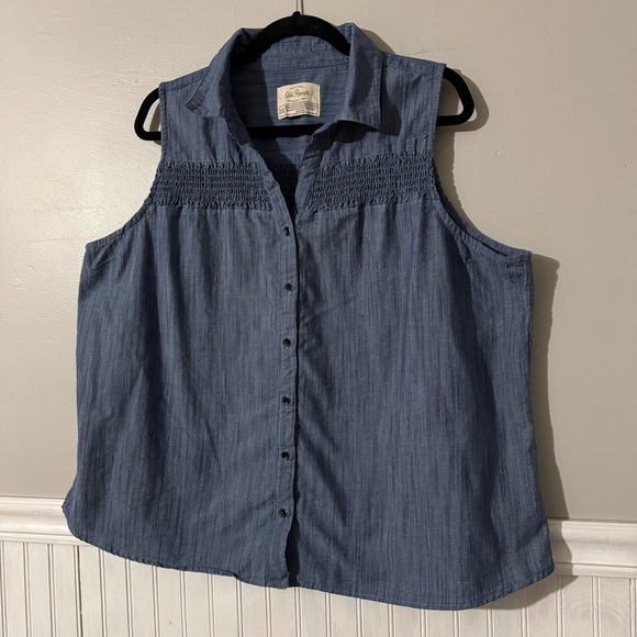 Old Ranch Brand | Rae Women’s Chambray Sleeveless Button Up Y Neck Tank Top XXL - Picture 2 of 8